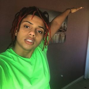 Meet your Posher, Nia